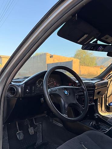mazda 323 универсал: BMW 5 series: 1991 г., 3 л, Механика, Бензин, Седан — 4