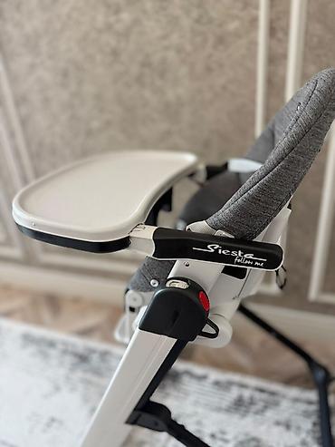 трасформер: Стульчик для кормления Peg Perego Siesta Follow Me - — 2