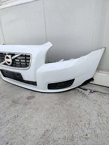 Auto-delovi: PREDNJI BRANIK ZA VOLVO V50 OD 2003. DO 2012. GOD. | Prednji branik — 2