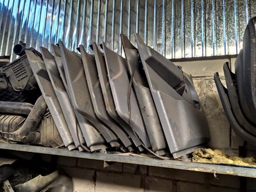 Другие автозапчасти: Запчасти на спринтер б/у привозной — 7