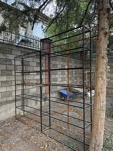 put up: Металлический каркас под стеллаж/витрину/перегородку — 1