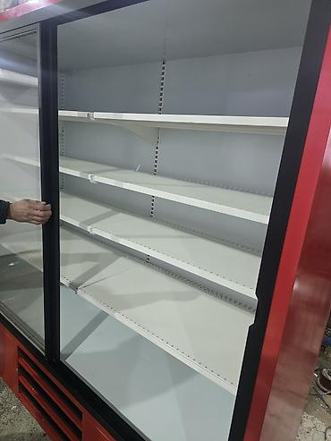 Soyuducu avadanlığı: İki qapılı şüşəli vitrin soyuducu ölcüsü. Eni 2 metr — 2