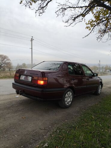 вольсфаген венто: Volkswagen Vento: 1994 г., 1.8 л, Механика, Газ, Седан