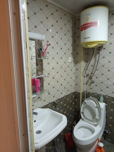 Köhnə tikili: Bakı, Yasamal, 2 otaqlı, Köhnə tikili, m. Elmlər Akademiyası, 50 kv. m — 13