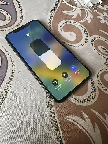 Apple iPhone: IPhone X, 64 GB, Qara, Face ID — 4