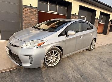 Toyota: Toyota Prius: 2014 г. — 3