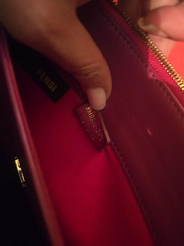 Torbe: Fendi Tube Leather Wallet on Chain, kožna pismo torba, kao novcanik — 19