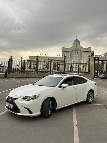 Lexus ES: 2015 г., 2.5 л, Автомат, Гибрид, Седан at lalafo.kg Lexus ES: 2015 г., 2.5 л, Автомат, Гибрид, Седан
