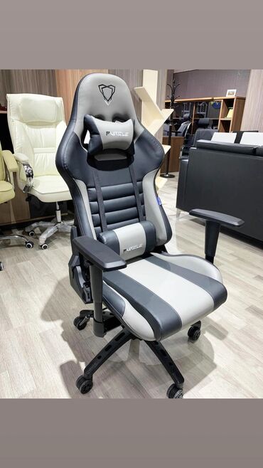 Ofis və oyun kresloları: Yeni, Təkərli, Qolları tənzimlənir, Dəri — 10