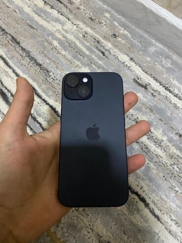 i3 4 cü nsil: IPhone 15, Qara