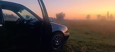 сено силос: Volkswagen Golf: 1993 г., 1.8 л, Механика, Бензин, Хэтчбэк — 2