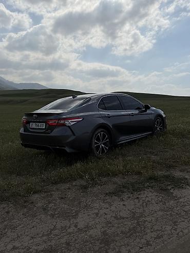 corolla s: Toyota Camry: 2020 г., 2.5 л, Вариатор, Гибрид, Седан — 3