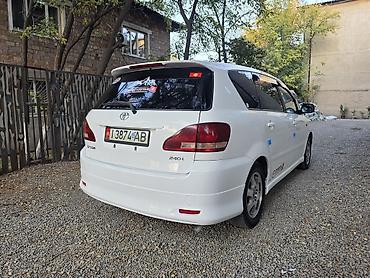 Toyota: Toyota Ipsum: 2003 г., Автомат, Бензин, Минивэн — 5