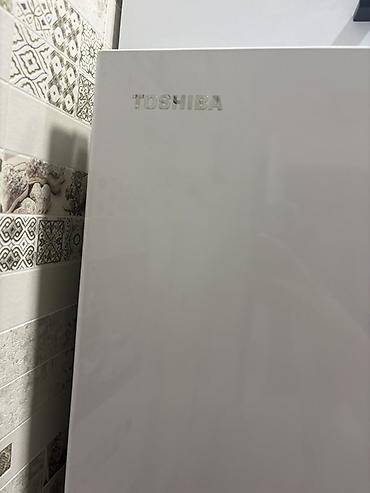 Soyuducular: Toshiba iki qapılı soyuducu - Brend: Toshiba - Rəng: ağ - Qapı — 3