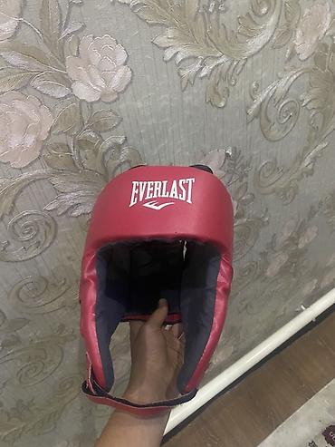н макс: Боксерский/ММА комплект защиты головы и кистей. - Шлем Everlast, цвет — 1