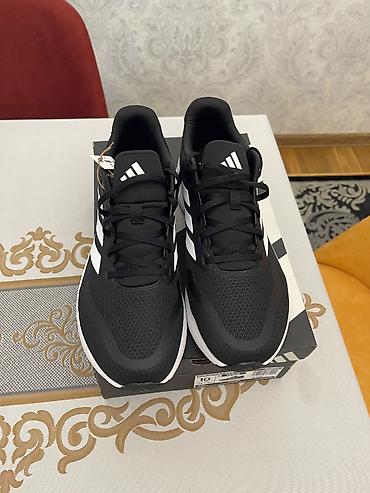 адидас: Ayaqqabı Amerikadan yeni gelib. Original Adidasdır. 44 ölçüdür — 2