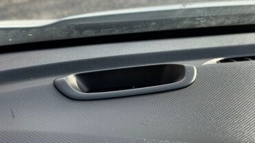 Chevrolet: Chevrolet Spark: 2018 г., 1 л, Вариатор, Бензин, Хэтчбэк — 18