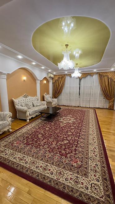 Долгосрочная аренда домов: 300 м², 8 комнат — 1