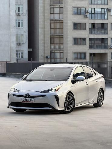 Toyota: Toyota Prius: 2019 г., 1.8 л, Автомат, Гибрид, Хэтчбэк — 1