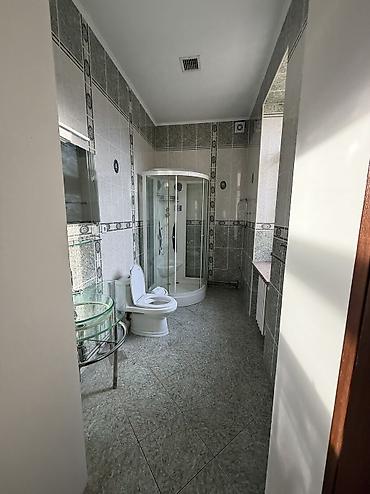Долгосрочная аренда домов: 350 м², 6 комнат — 11