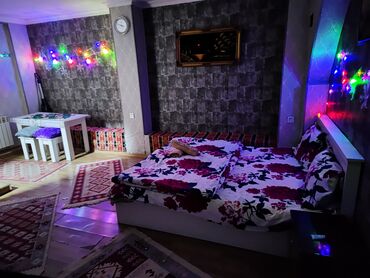 Günlük kirayə evlər: 30 kv. m, 1 otaqlı — 3