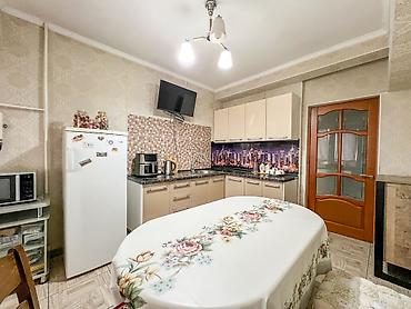 flat osh: 2 комнаты, 86 м², 1000 мелочей Индивидуалка, 5 этаж — 6