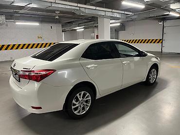 byd e2: Toyota Corolla: 2017 г., 1.6 л, Автомат, Бензин, Седан — 4