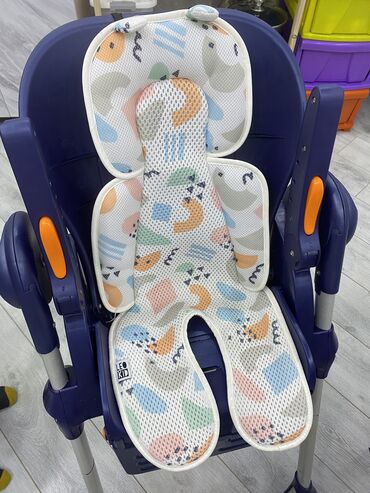 коврики для детей: Коврик в коляску на стульчик Лео Кид. Б/у . ( 400 сом) стульчик Чико