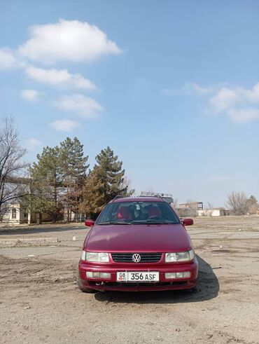 компьютер пассат: Volkswagen Passat: 1994 г., 2 л, Механика, Бензин, Универсал