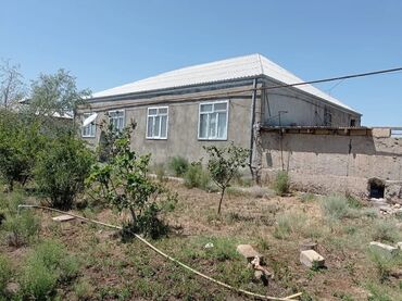 1 tonluq su ceni qiymeti: 4 otaqlı, 170 kv. m, Orta təmir