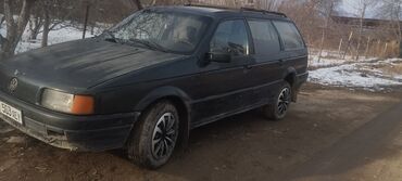 самый дешевый машина: Volkswagen Passat: 1989 г., 1.8 л, Механика, Бензин, Универсал