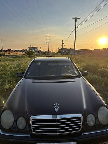 bud e9: Mercedes-Benz E-Class: 1996 г., 3.2 л, Автомат, Седан — 6