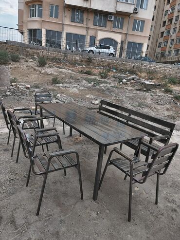 Masa və oturacaq dəstləri: Yeni, Açılmayan, Kvadrat masa, 4 stul — 13