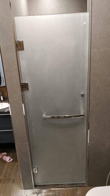 Duş kabinaları, arakəsmələr: Yeni Arakəsmə, Ödənişli çatdırılma, Rayonlara çatdırılma — 11