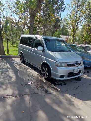 Honda: Honda Stepwgn: 2005 г., 2 л, Автомат, Газ, Минивэн — 4