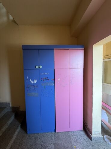 двухъярусные кровати со шкафом: Для девочки и мальчика, Б/у, 2 двери, Распашной, Прямой шкаф