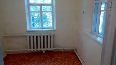 снять 2 комнатную квартиру: 35 м², 2 комнаты, Утепленный, Забор, огорожен