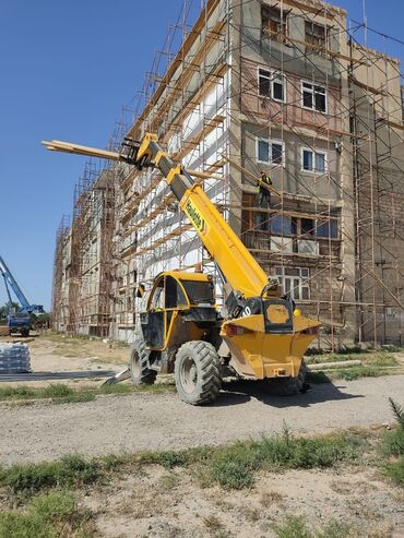 bal qabı: Bomun uzunluğu 17 metr ağırlığ qaldırma qabiliyyəti 4 ton teleskop