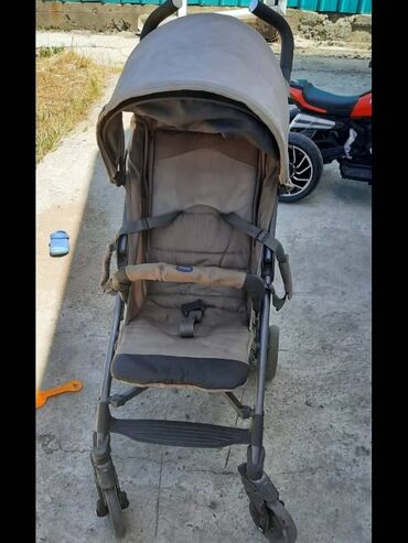 Коляски: Коляска, цвет - Серебристый, Б/у — 2
