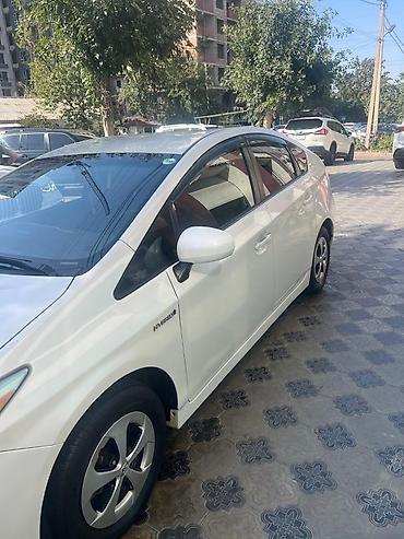 тойото приус: Toyota Prius: 2015 г., 1.8 л, Гибрид — 3