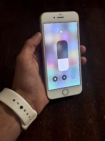Apple iPhone: IPhone 8, 64 GB, Matte Gold, Barmaq izi — 6