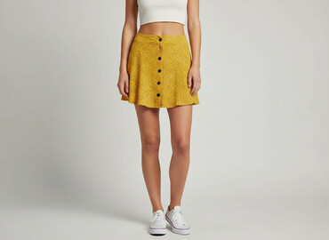 spódniczka czarne rozkloszowane: Bershka, Women`s skirt, size XS at lalafo.pl spódniczka czarne rozkloszowane: Bershka, Women`s skirt, size XS