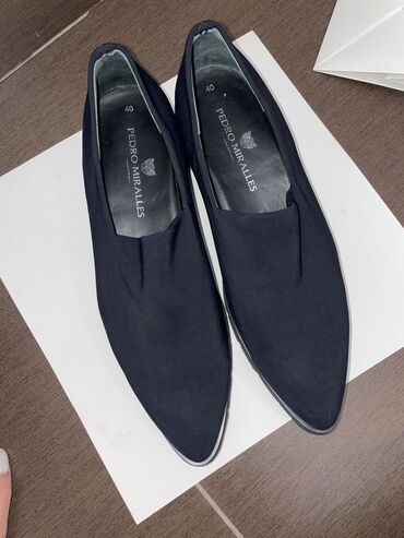 секонд обувь: Мокасины в идеальном состоянии, 40 размер. легкие, удобные, на
