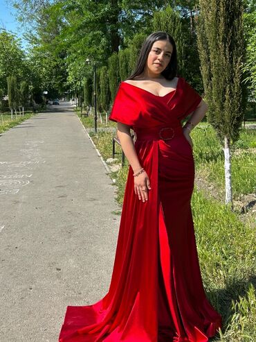 lady era qiymeti: 38/40/42ölcüləri var.qiymət 65azn.Bütün bölğələrə catdırılma var