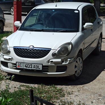 опель вектра б: Toyota : 2003 г., 1.3 л, Автоматтык, Бензин, Хетчбек