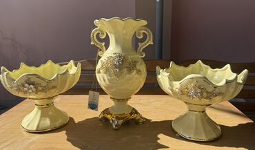 Vazalar: Vaza dəsti, Keramika — 2