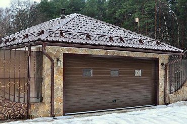 Покупка, продажа гаражей в Кыргызстан: Продаю гараж кирпичный. В районе Джал-Артис. СРОЧНО! Или сдаю