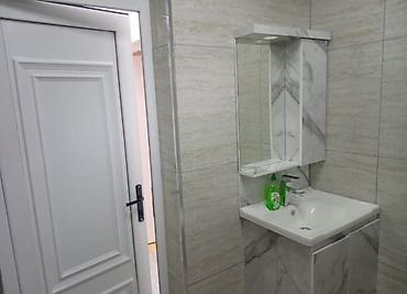 Həyət evləri və villaların satışı: Satılır: həyət evi - Plan: 1 mərtəbə, 3 otaq (geniş zal və 2 yataq — 13