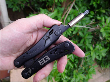 Lov i ribolov: GERBER klešta multifunkcionalna Multifunkcionalni alat. Novo u na lalafo.rs — 9 Lov i ribolov: GERBER klešta multifunkcionalna Multifunkcionalni alat. Novo u — 9