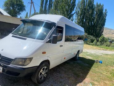 срочно продать машину: Mercedes-Benz Спринтер: 2002 г., 2.2 л, Механика, Дизель, Бус